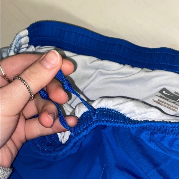 Nike running shorts - Picture 5 of 6